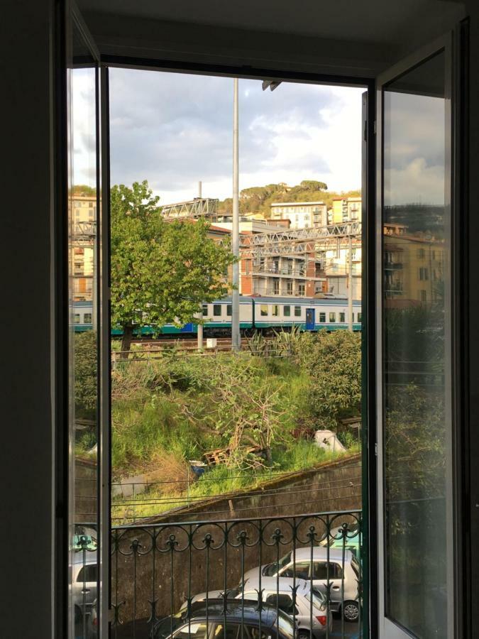 Station'S Windows Apartment La Spezia Ngoại thất bức ảnh